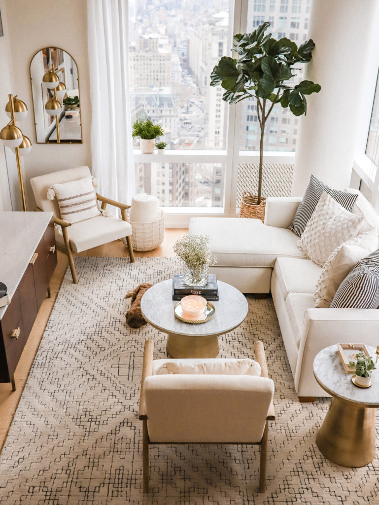 10 Biggest Mistakes You Make Decorating a Small Living Room